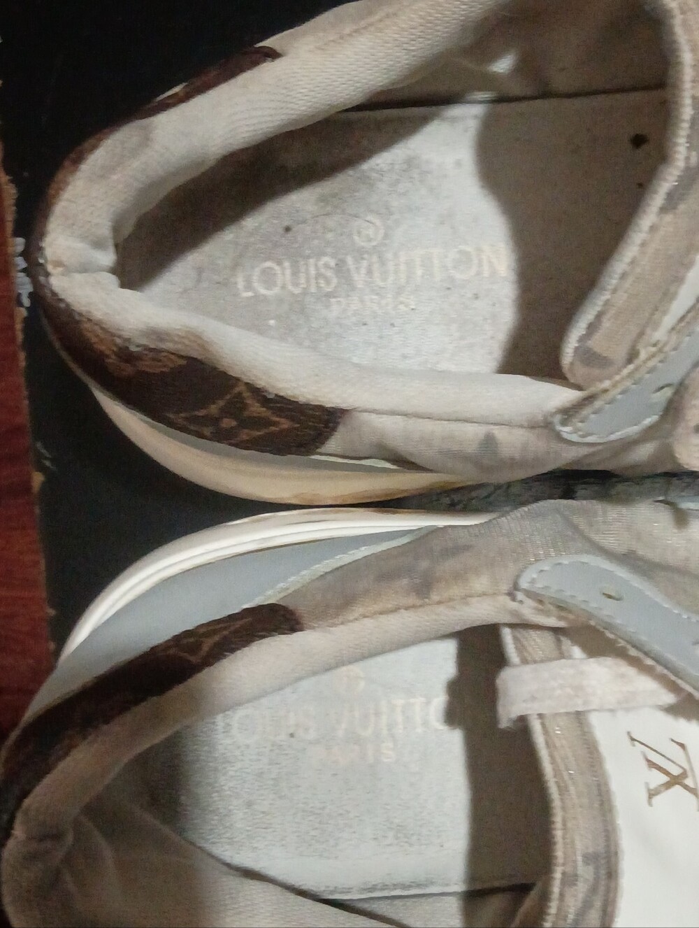 Size 11B US/41 Louis Vuitton Run Away Sneaker Tennis Shoes Blue White - Picture 4 of 15